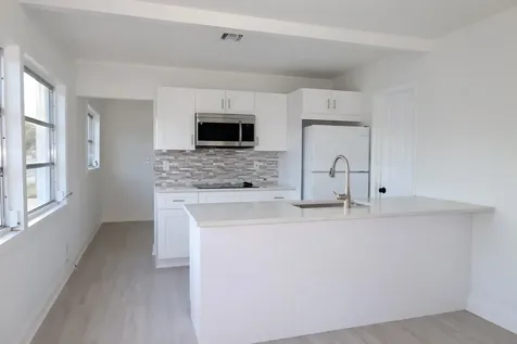 601 N B Street Lake Worth Beach FL 33460