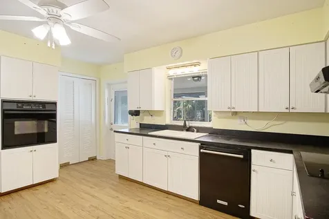 2717 Sunrise Boulevard Fort Pierce FL 34982