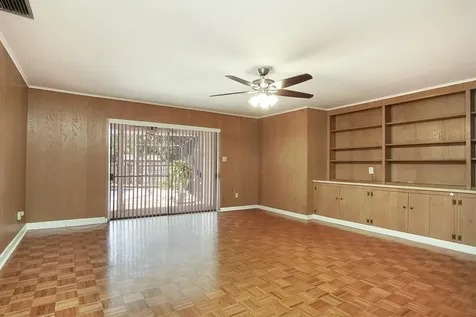 2717 Sunrise Boulevard Fort Pierce FL 34982