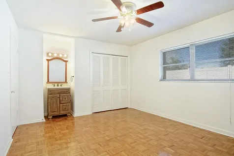 2717 Sunrise Boulevard Fort Pierce FL 34982