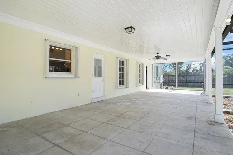 2717 Sunrise Boulevard Fort Pierce FL 34982