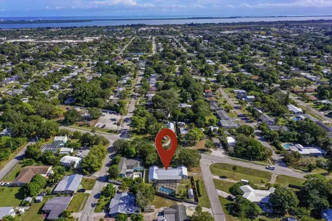 2717 Sunrise Boulevard Fort Pierce FL 34982