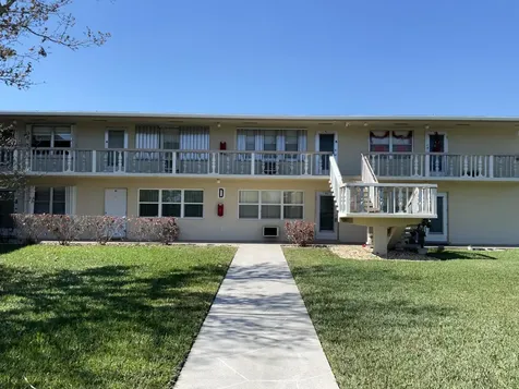 80 Bedford West Palm Beach FL 33417