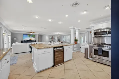 12046 Prosperity Farms Road Palm Beach Gardens FL 33410