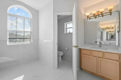 971 Sw Mccomb Avenue Port Saint Lucie FL 34953