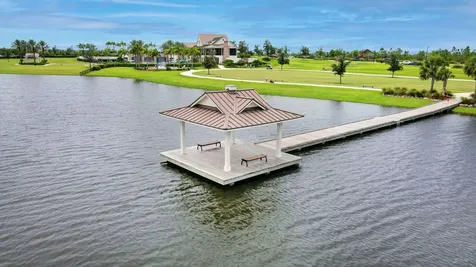 799 Hookline Circle Loxahatchee FL 33470