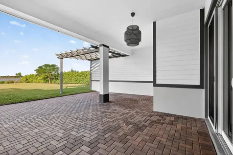 799 Hookline Circle Loxahatchee FL 33470