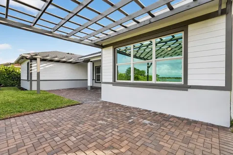 799 Hookline Circle Loxahatchee FL 33470