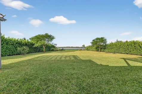 799 Hookline Circle Loxahatchee FL 33470