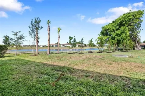 13921 Royal Palm Court Delray Beach FL 33484