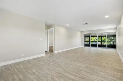 13921 Royal Palm Court Delray Beach FL 33484