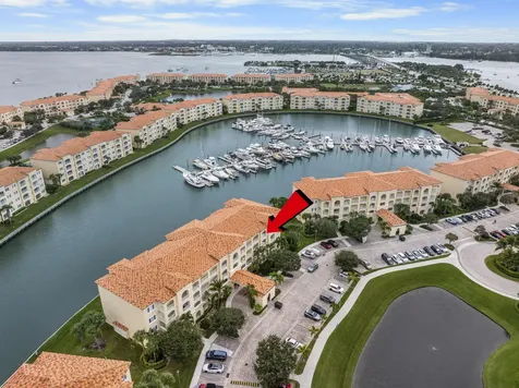 8 Harbour Isle Drive Fort Pierce FL 34949