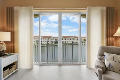 8 Harbour Isle Drive Fort Pierce FL 34949