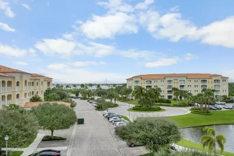 8 Harbour Isle Drive Fort Pierce FL 34949