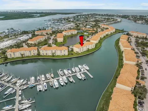 8 Harbour Isle Drive Fort Pierce FL 34949