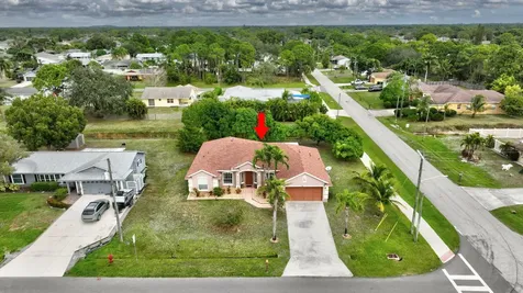 601 Nw Riverside Drive Port Saint Lucie FL 34983