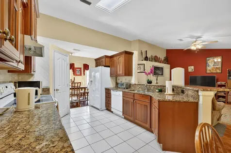 601 Nw Riverside Drive Port Saint Lucie FL 34983