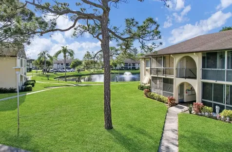3527 La Palmas Court Greenacres FL 33463