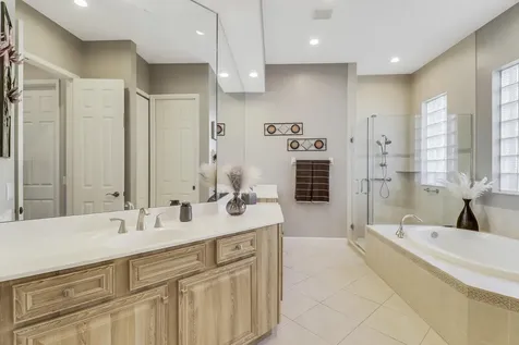9005 Houndslake Court Port Saint Lucie FL 34986