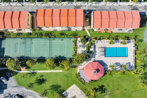 88540 Overseas Highway Tavernier FL 33070