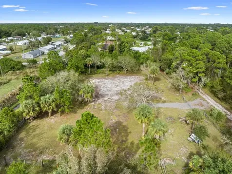 4911 Grovers Road Fort Pierce FL 34951