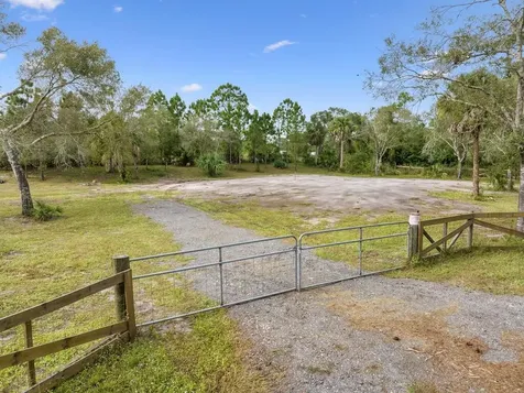 4911 Grovers Road Fort Pierce FL 34951