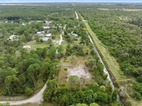 4911 Grovers Road Fort Pierce FL 34951