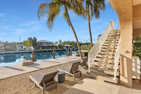 351 10th Street Key Colony Beach FL 33051