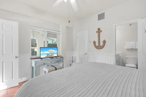 351 10th Street Key Colony Beach FL 33051