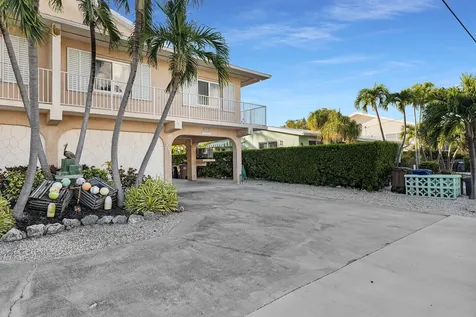 351 10th Street Key Colony Beach FL 33051