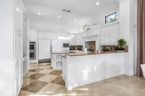 17685 Circle Pond Court Boca Raton FL 33496