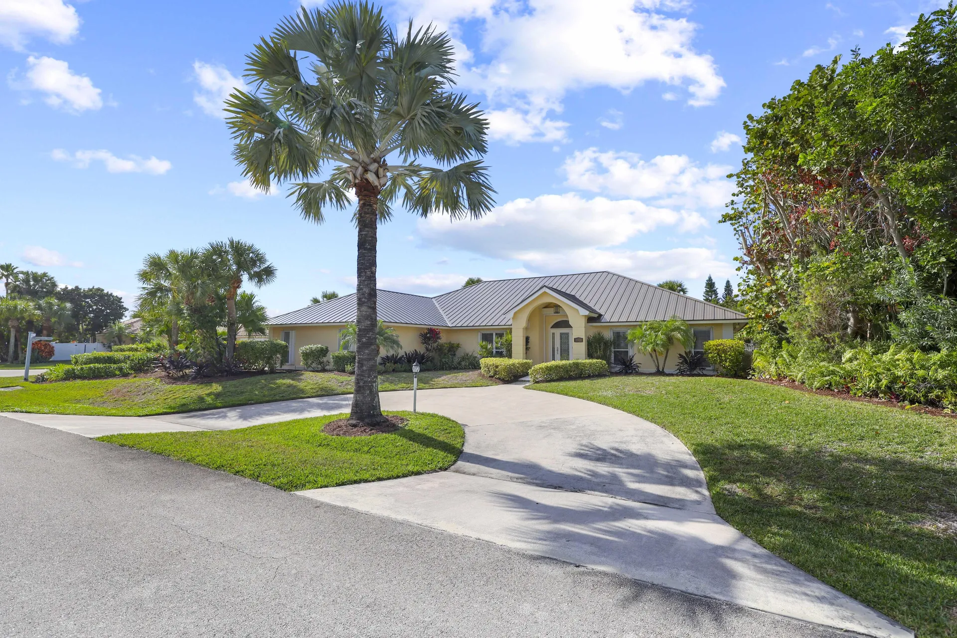 Vero Beach FL, 1345 Spanish Lace Lane