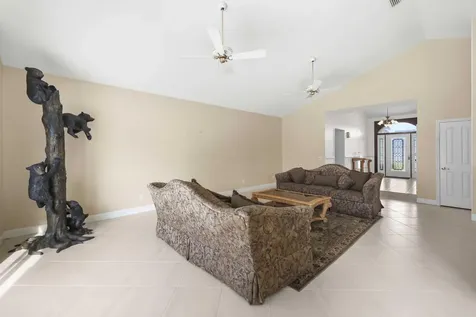 1345 Spanish Lace Lane Vero Beach FL 32963