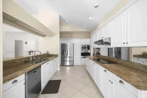 1345 Spanish Lace Lane Vero Beach FL 32963