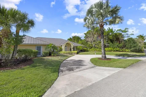 1345 Spanish Lace Lane Vero Beach FL 32963