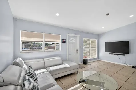 4559 Cole Street West Palm Beach FL 33417