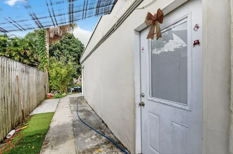 4559 Cole Street West Palm Beach FL 33417