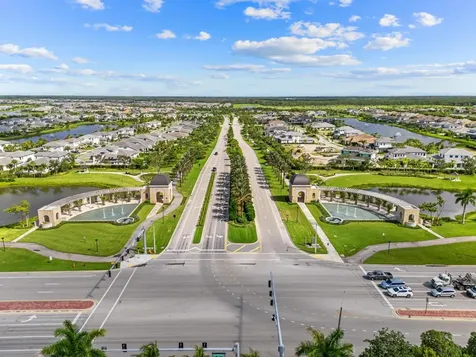 12490 Solana Bay Circle Palm Beach Gardens FL 33412