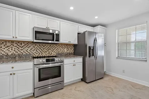 3503 Oaks Way Pompano Beach FL 33069