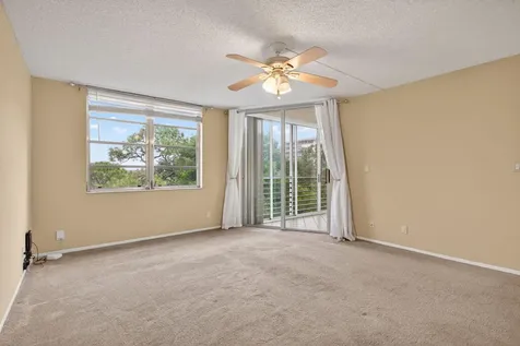3503 Oaks Way Pompano Beach FL 33069
