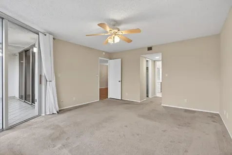3503 Oaks Way Pompano Beach FL 33069