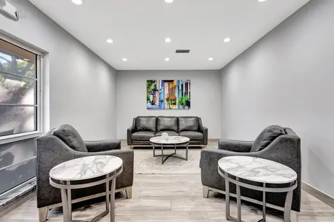 3503 Oaks Way Pompano Beach FL 33069