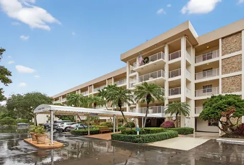 3503 Oaks Way Pompano Beach FL 33069