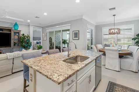 11397 Sw Carlisle Crossing Avenue Port Saint Lucie FL 34987