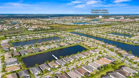 11397 Sw Carlisle Crossing Avenue Port Saint Lucie FL 34987