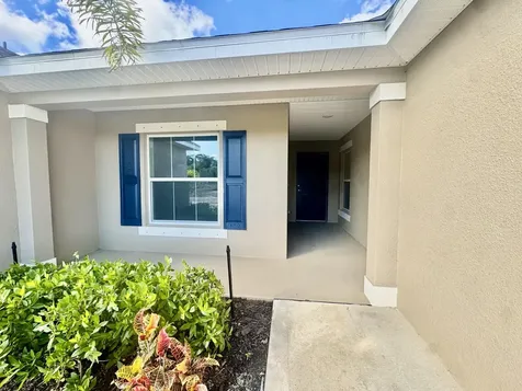 8634 Giovanni Avenue Fort Pierce FL 34951