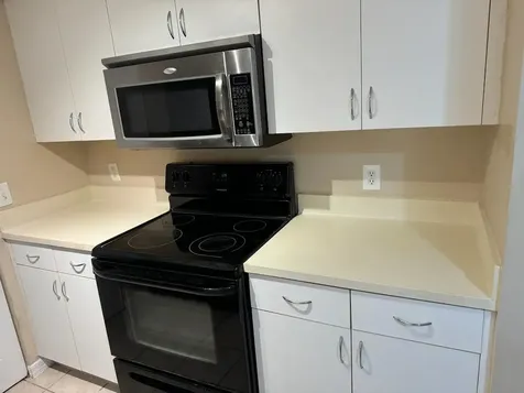 4167 N Haverhill Road West Palm Beach FL 33417