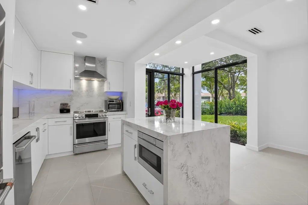 7847 Lakeside Boulevard Boca Raton FL 33434