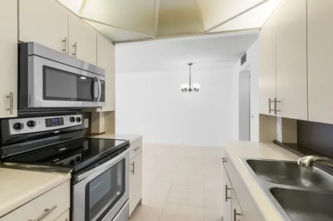 3089 Cornwall Boca Raton FL 33434