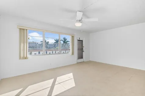 3089 Cornwall Boca Raton FL 33434